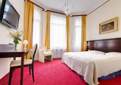 Viktoria Schönbrunn - 42