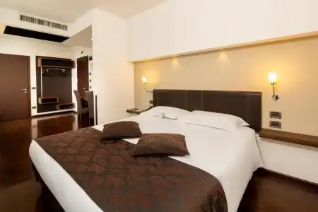 Best Western Biri - 56