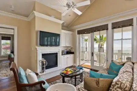 Beach Village at The Del, LXRs & Resorts - 119