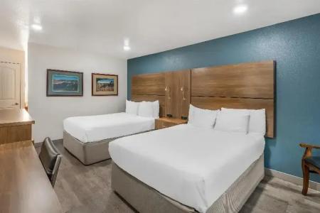 Best Western Plus Clocktower Inn - 137