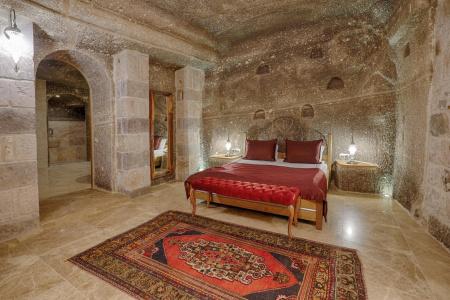 Hera Cave Suites - 26