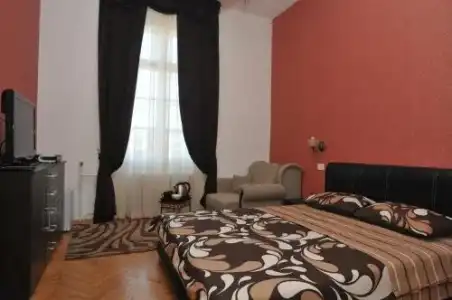 Le Petit Chateau - 0