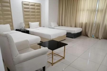 Parkside Plaza - Muscat - 4