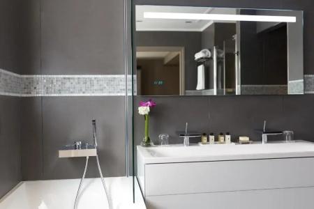 The One Alma Paris - 34