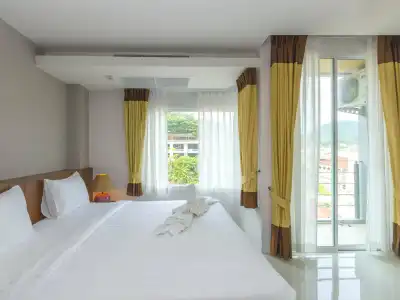 Baan Lukkan Patong Resort - 2