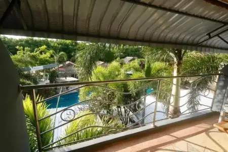 Momento Resort - 88