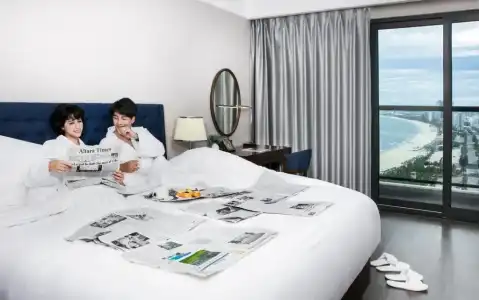 Altara Suites Da Nang by AHG - 59