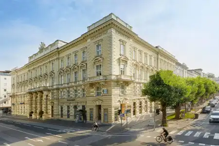 Das Jedermann BoutiqueMit Stadtgarten - 0