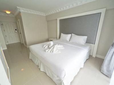 Romance Sukhumvit 97 - 5