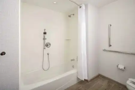 Hilton Garden Inn Miami Brickell South - 10