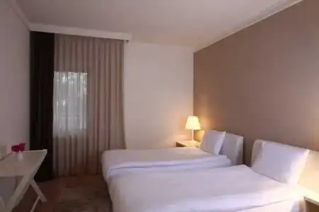 Sundance Residences & Suites - 6