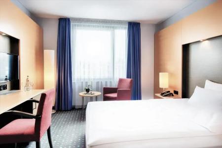 Ramada by Wyndham Essen - 69