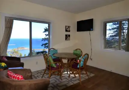 Gibralter Rock Ocean View B&B - 28
