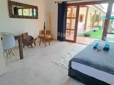 Laura's Guest House - adult only - - 144