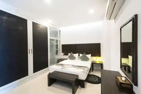 Jirana Patong - 28