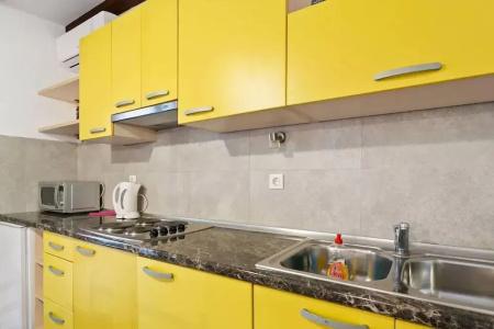 Garden Apartment - 213