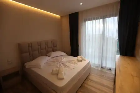 Alexander - 1