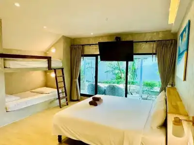 Twin Bay Resort - 266