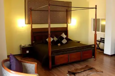Maluri - 40