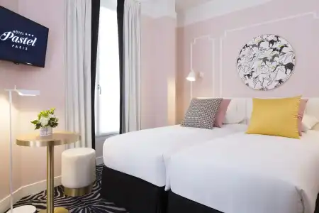 Hôtel Pastel - 8