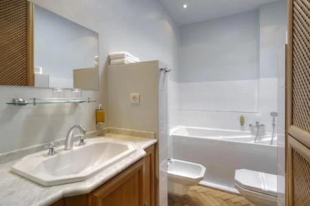 Black Star Suites - 59