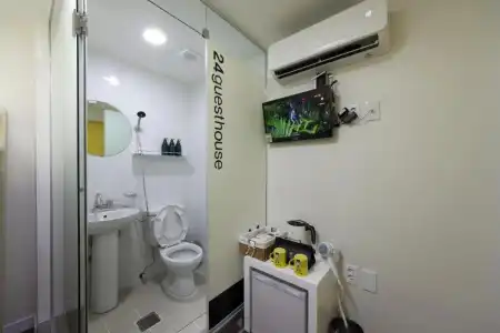 24 Guesthouse Myeongdong Town - 49