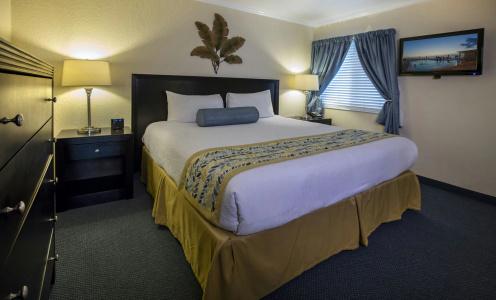 Sailport Waterfront Suites - 15