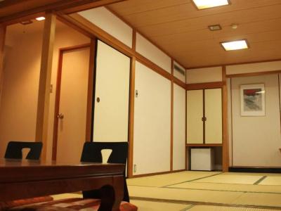 LiVEMAX Iyo Mishima - 72