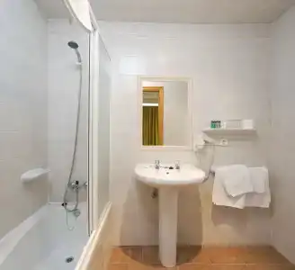 Hostal Residencia Adelino - 7