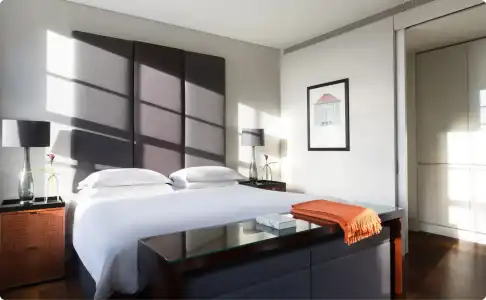 Grosvenor House Suites - 56