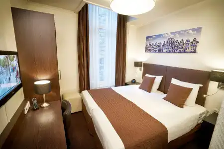 Nes Amsterdam - 105