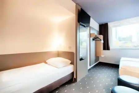 B&B Kaiserslautern - 30