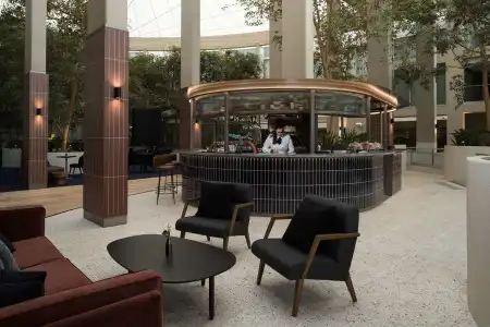 Rydges Canberra - 1
