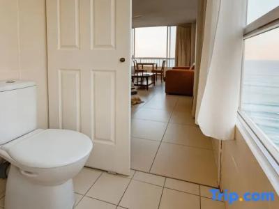 Chateau Beachside Resort - 41