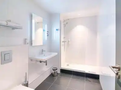 ibis Styles Lyon Confluence - 8