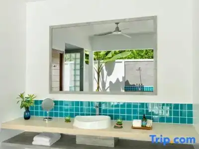 Niva Dhigali Maldives - A Premium All-Inclusive Resort - 60