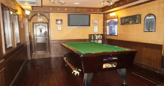 Queen Victoria Inn. - 10