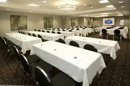 Hampton Inn by Hilton Brampton Toronto - 35