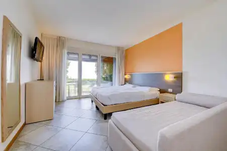 Belvedere - 25
