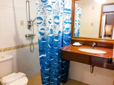 Seaview Sriracha - 7