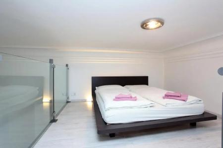 Apartment House - The Modern Flat - 102