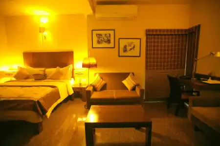 jüSTa Indiranagar - 21