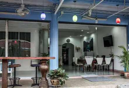 Chaam Guesthouse - 18