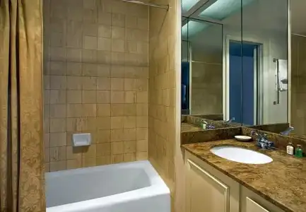 Tremont by SB at Chicago Magnificent Mile - 32