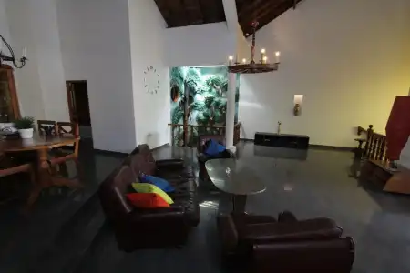 Angel Inn Guest House - 11