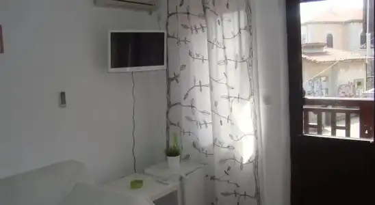Deep Blue Guest House - 8