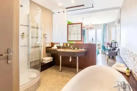 Best Western Plus La Rade - 45