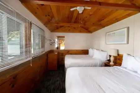 Depe Dene Lakeside Resort - 289