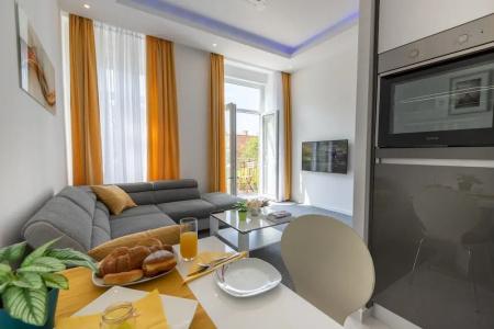 Tesla Boutique Apartments & Rooms - 42