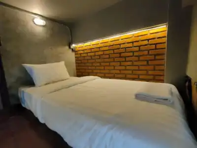 Premier Hostel - 2